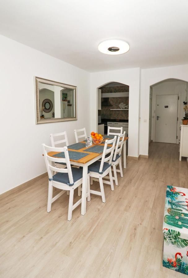 Family Apartment Walking Distance To The Sea And All Amenities Sitio de Calahonda Екстериор снимка