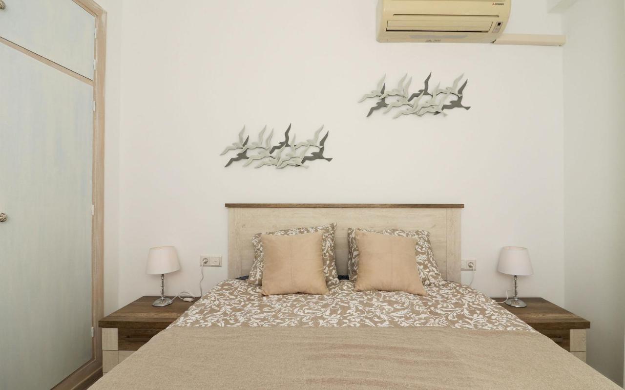 Family Apartment Walking Distance To The Sea And All Amenities Sitio de Calahonda Екстериор снимка