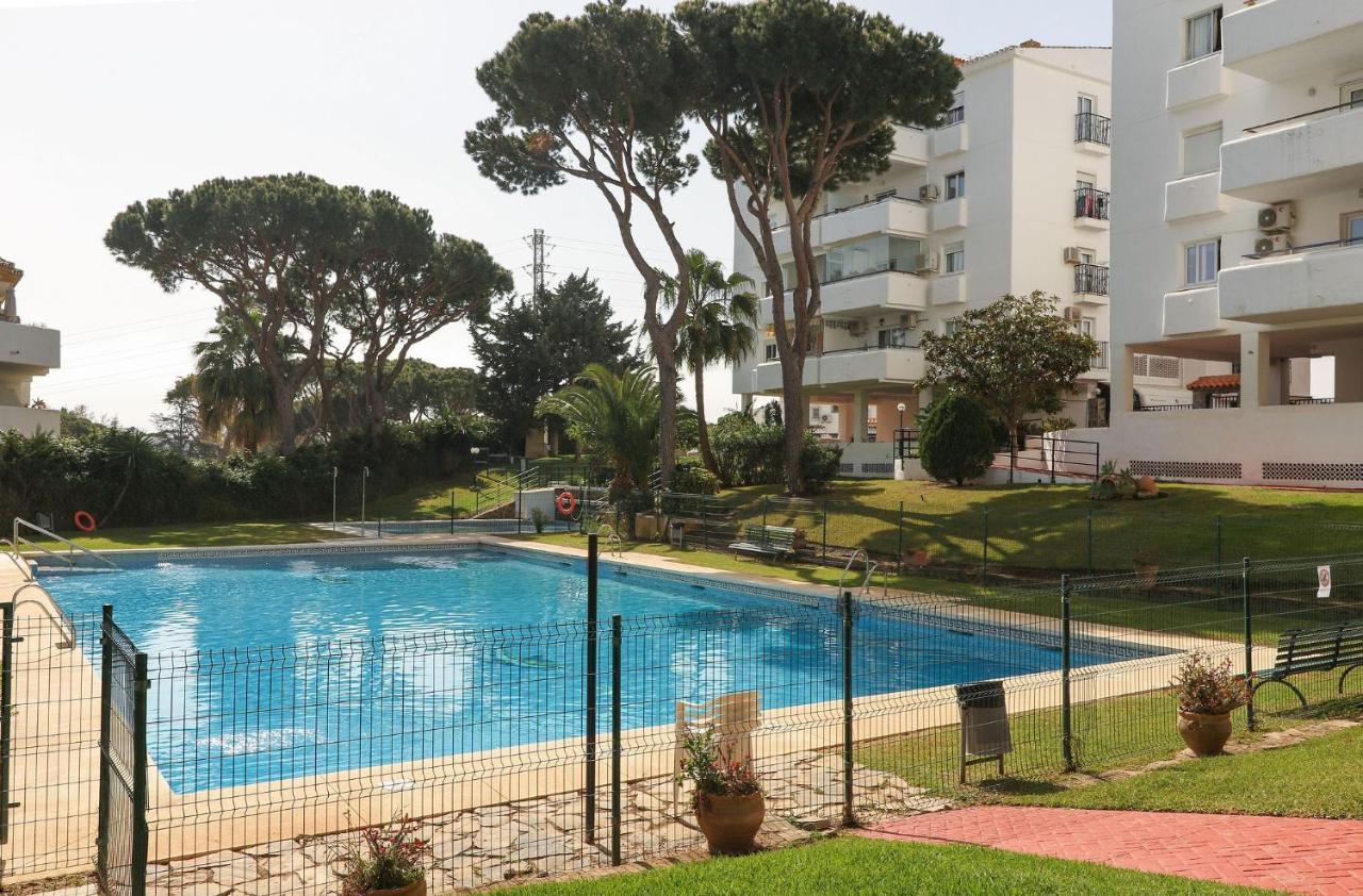 Family Apartment Walking Distance To The Sea And All Amenities Sitio de Calahonda Екстериор снимка